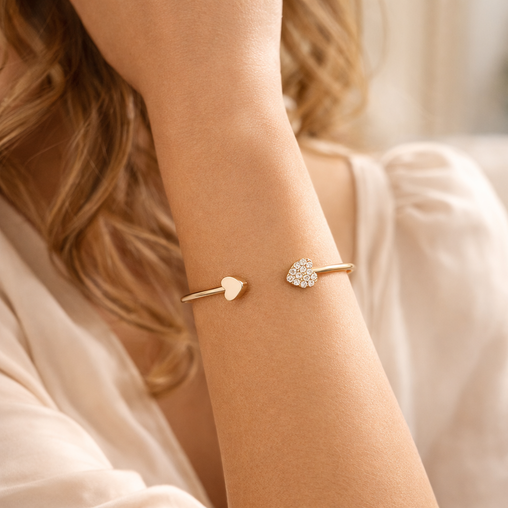 Maes-Jolie | Bangle Bracelet | Heart Open Strass | Elegant Simple Bracelet