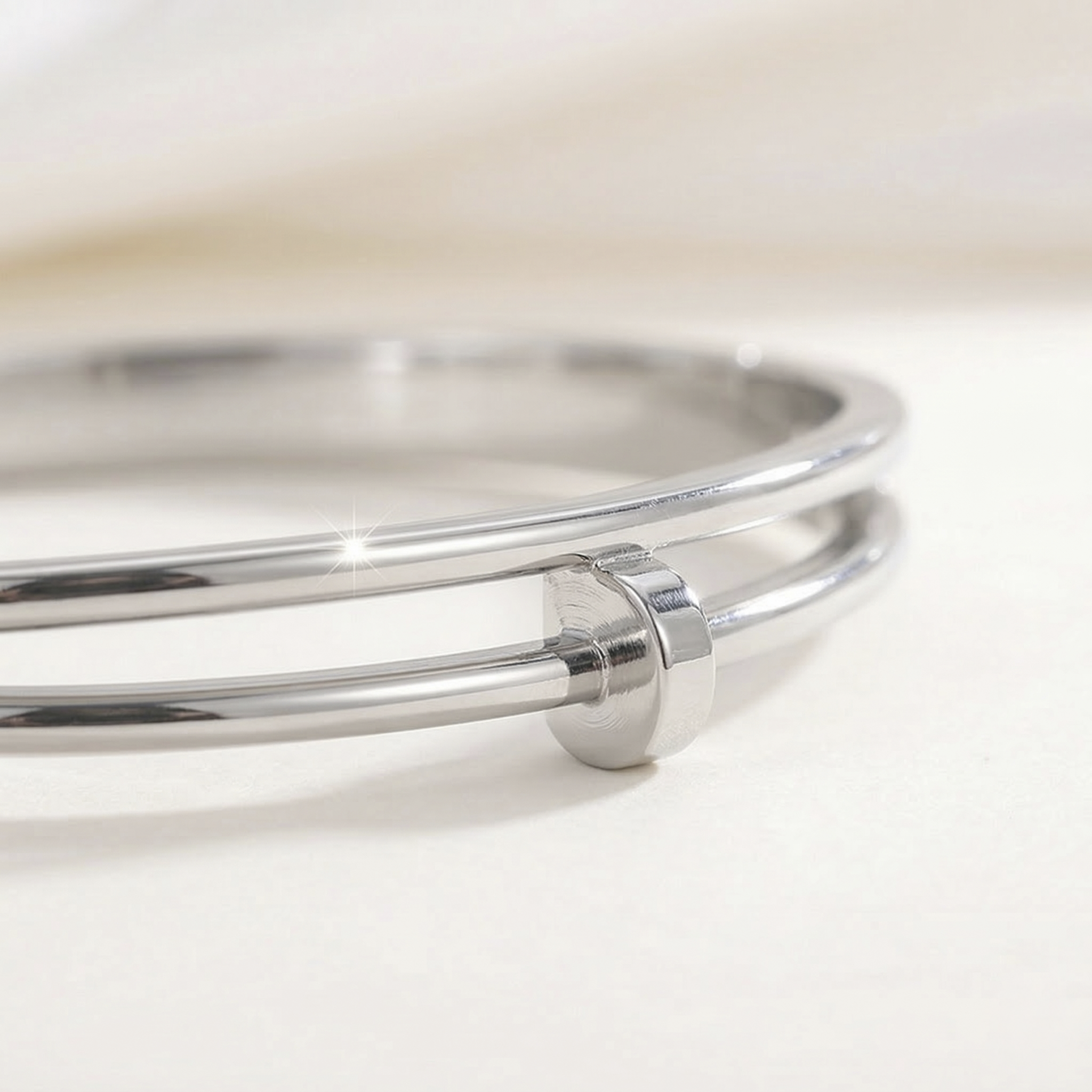 Maes-Jolie | Bangle Bracelet | Strass Nail Delicate | Luxury Women’s Bracelet