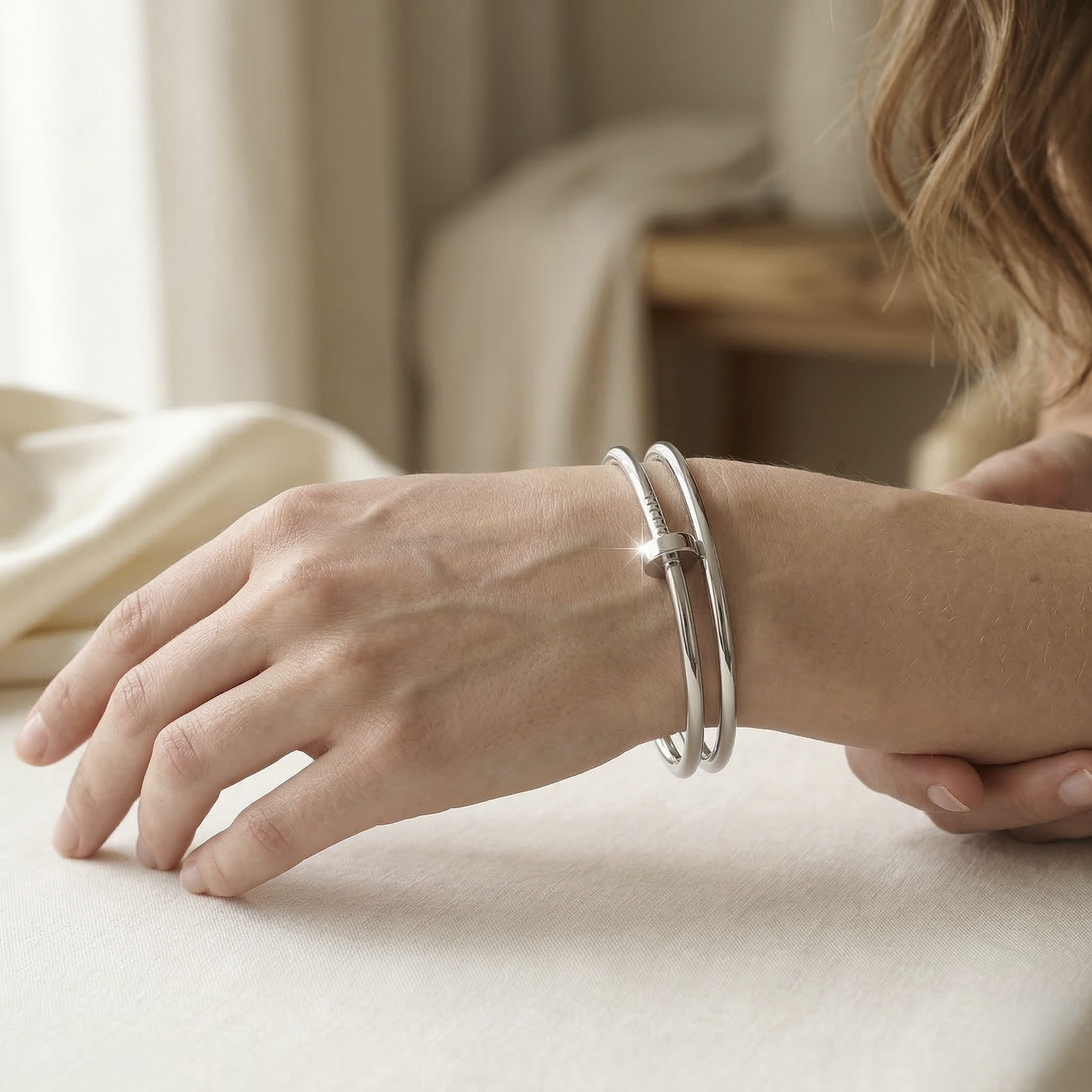 Maes-Jolie | Bangle Bracelet | Strass Nail Delicate | Luxury Women’s Bracelet
